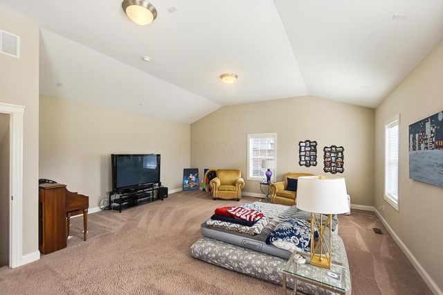 7165 Emmet Row Lane, Dublin, OH 43017