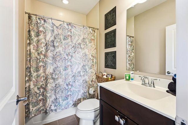 7165 Emmet Row Lane, Dublin, OH 43017