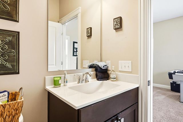 7165 Emmet Row Lane, Dublin, OH 43017