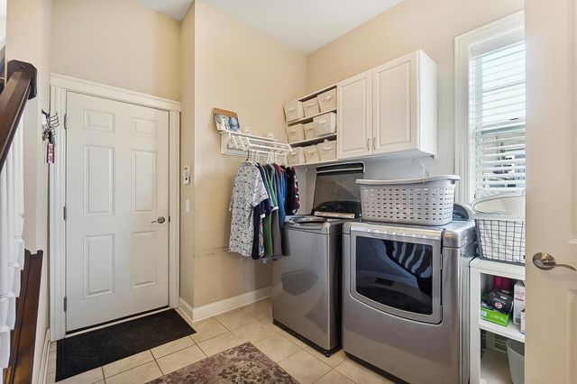 7165 Emmet Row Lane, Dublin, OH 43017
