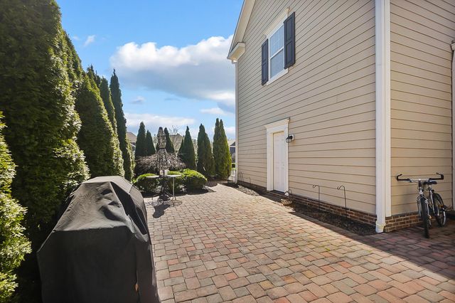 7165 Emmet Row Lane, Dublin, OH 43017