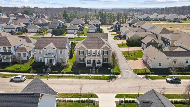 7165 Emmet Row Lane, Dublin, OH 43017