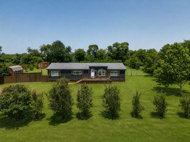 5715 Shady Hill Circle, Princeton, TX 75407