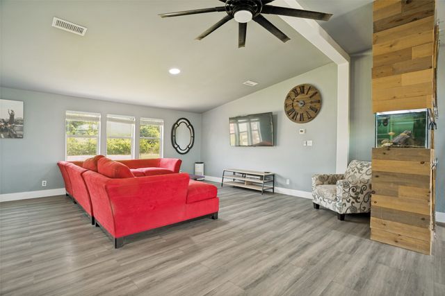 5715 Shady Hill Circle, Princeton, TX 75407