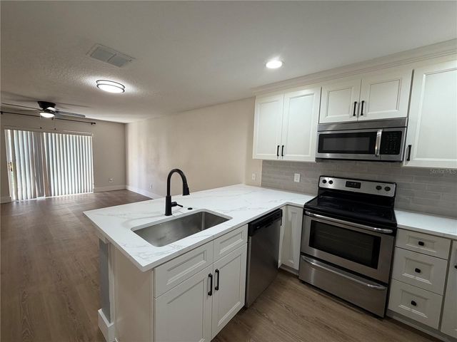 3763 COLLINGWOOD LANE, Oviedo, FL 32765