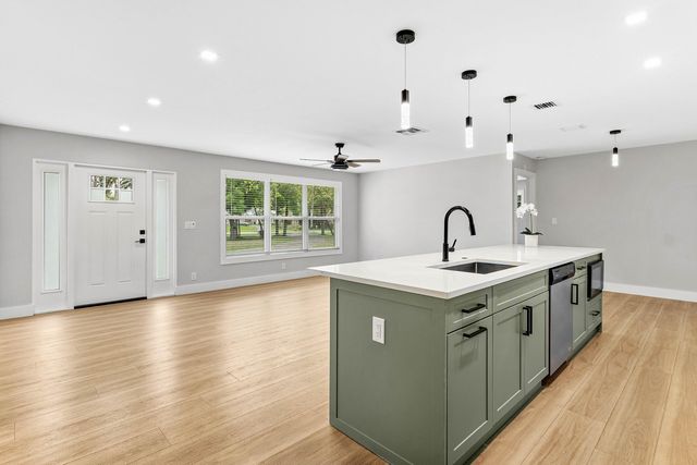 4397 Avocado Boulevard, West Palm Beach, FL 33411