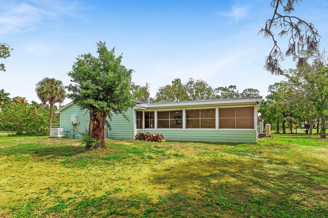 4397 Avocado Boulevard, West Palm Beach, FL 33411