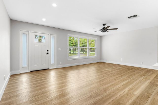 4397 Avocado Boulevard, West Palm Beach, FL 33411