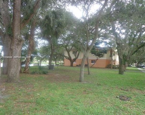 3670 N 56th Ave 728, Hollywood, FL 33021