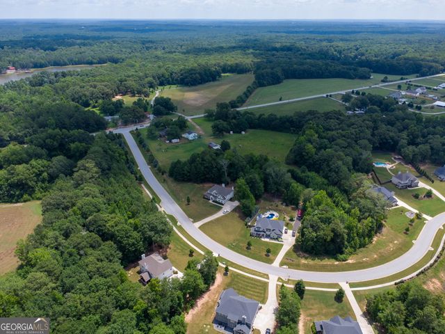 70 Senoia Oaks Way, Senoia, GA 30276
