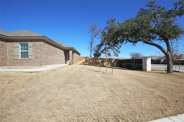 325 Old Glory TRL, Liberty Hill, TX 78642