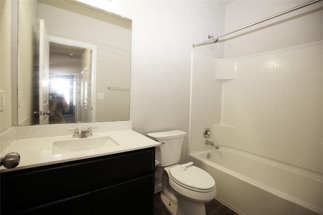 325 Old Glory TRL, Liberty Hill, TX 78642