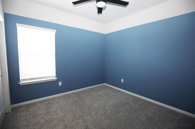 325 Old Glory TRL, Liberty Hill, TX 78642