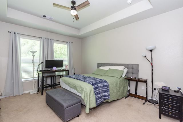 208 Timber Grove Court, Clute, TX 77531