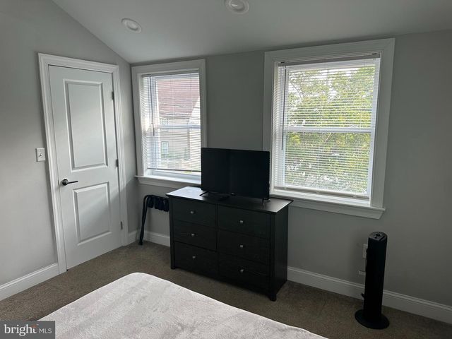 1423 HOWARD RD SE, Washington, DC 20020