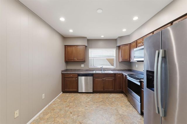 2725 FOX FIRE COURT, Clearwater, FL 33761