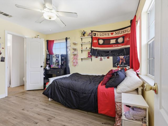 130 Parsonage Street, Reno, TX 76020