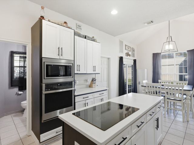 130 Parsonage Street, Reno, TX 76020