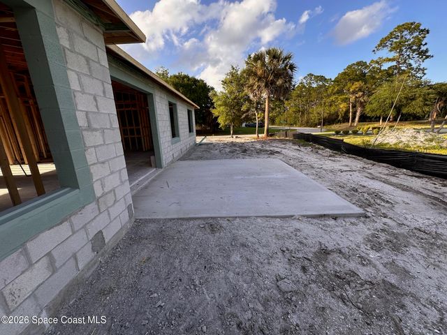 299 Dorado Avenue NE, Palm Bay, FL 32907