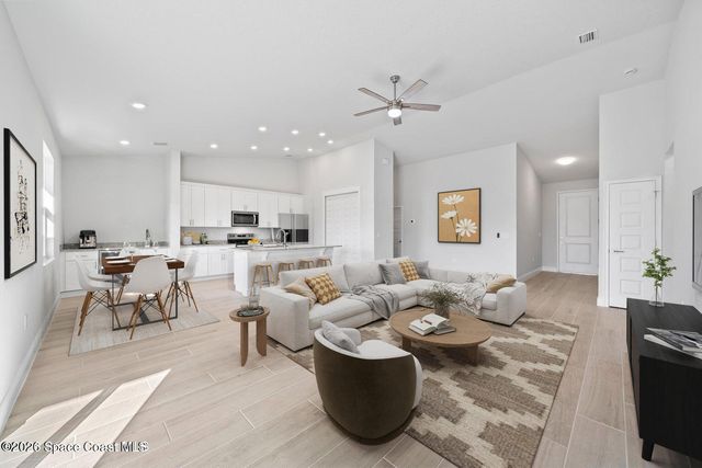 299 Dorado Avenue NE, Palm Bay, FL 32907