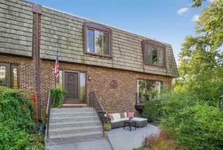 1403 SHERIDAN Road, Wilmette, IL 60091