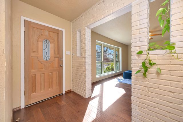 1761 Cynthia Lane, Hurst, TX 76054