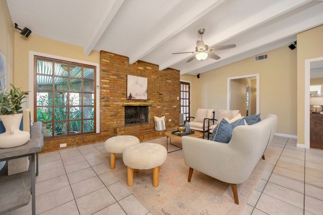 1761 Cynthia Lane, Hurst, TX 76054