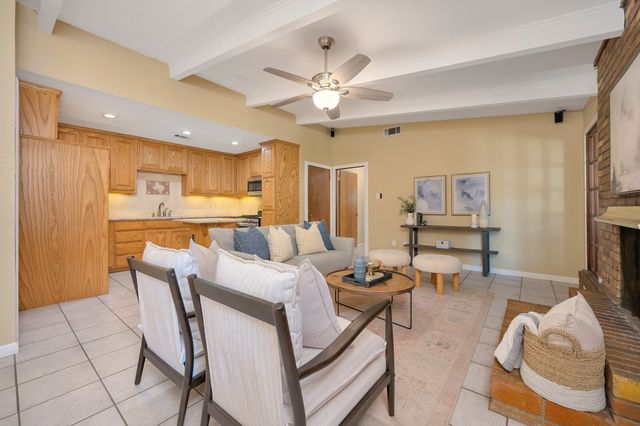 1761 Cynthia Lane, Hurst, TX 76054