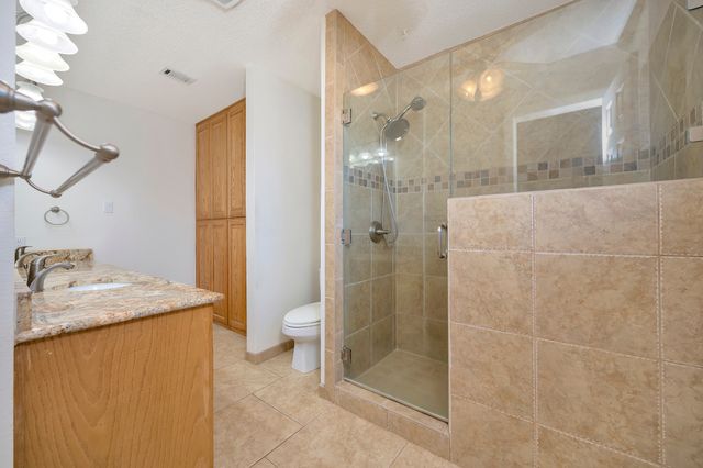 1761 Cynthia Lane, Hurst, TX 76054