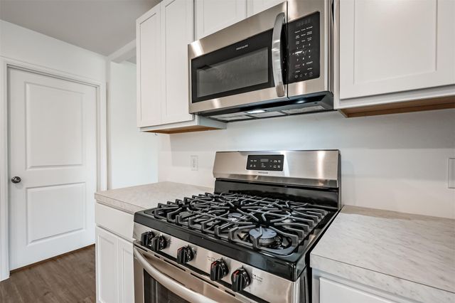 4138 Zavala Mill Street, Baytown, TX 77521