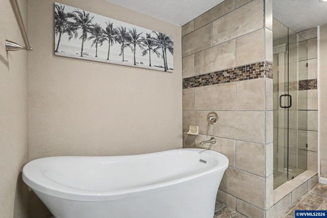 4660 Croisan Creek Rd S, Salem, OR 97302