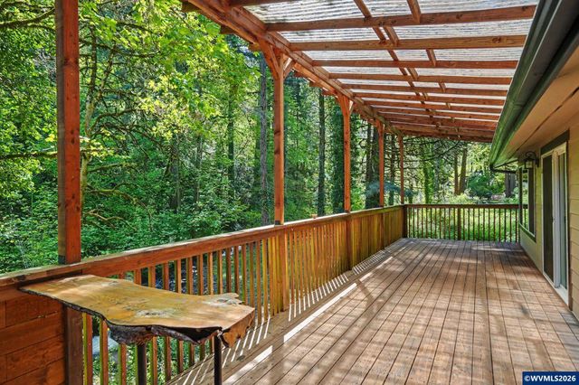 4660 Croisan Creek Rd S, Salem, OR 97302