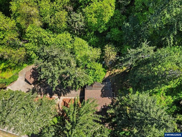 4660 Croisan Creek Rd S, Salem, OR 97302