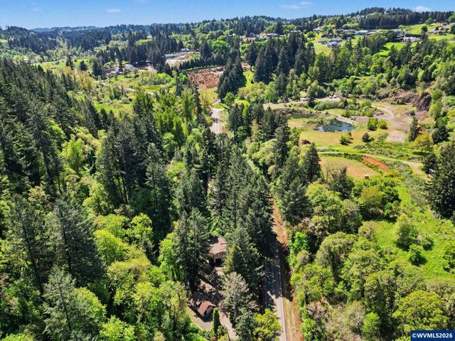 4660 Croisan Creek Rd S, Salem, OR 97302