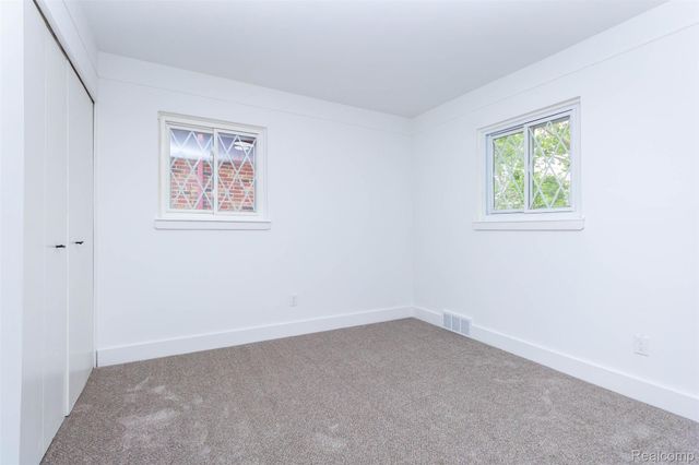 3831 W Buena Vista Street, Detroit, MI 48238