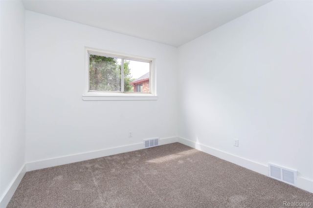 3831 W Buena Vista Street, Detroit, MI 48238