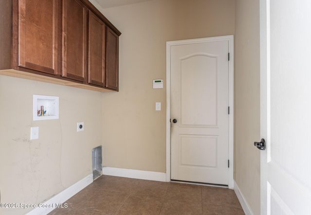 1851 Bridgeport Circle, Rockledge, FL 32955