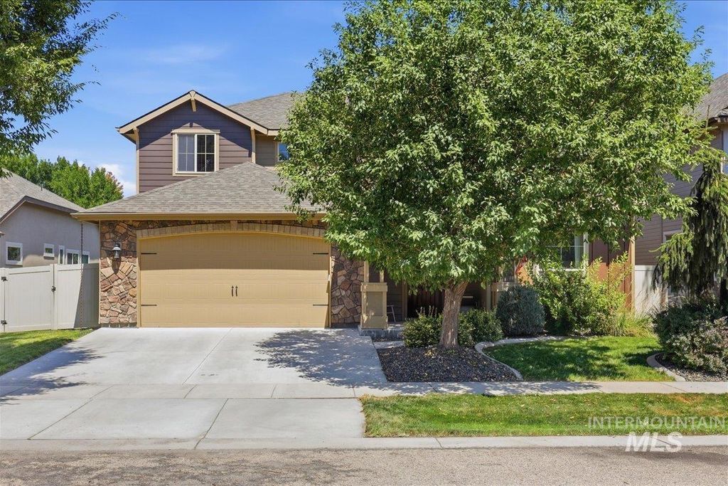 3062 E Tusa St, Meridian, ID 83642 photo 1