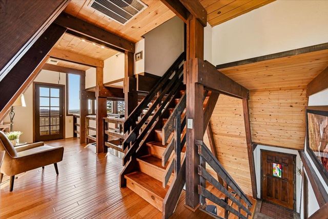 19235 Bumpy Rd, Grass Valley, CA 95949