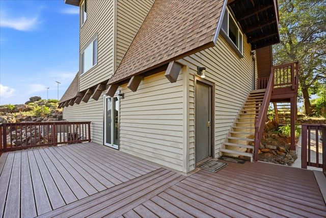 19235 Bumpy Rd, Grass Valley, CA 95949