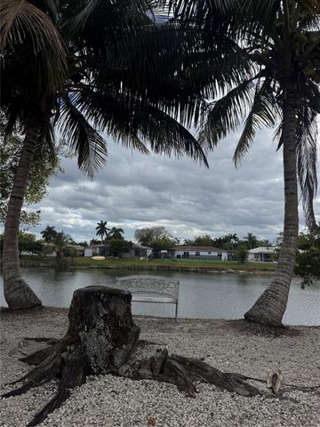 4602 Bison Street, Boca Raton, FL 33428