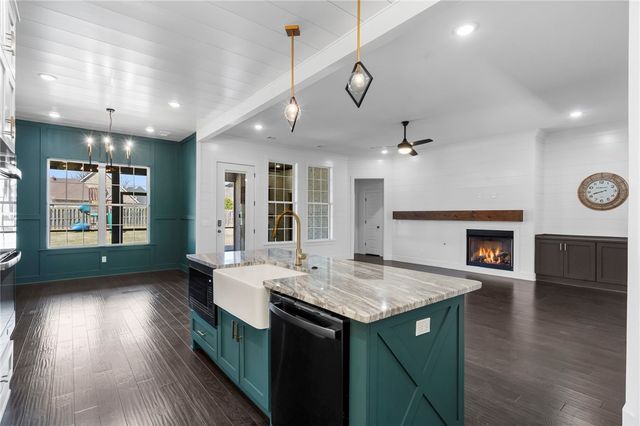3364 Sagely Lane, Springdale, AR 72764