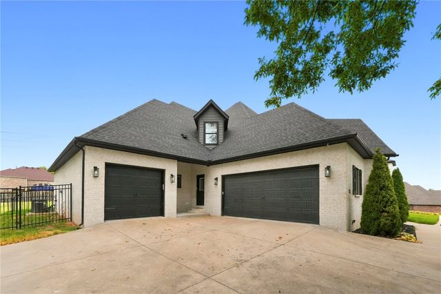 3364 Sagely Lane, Springdale, AR 72764