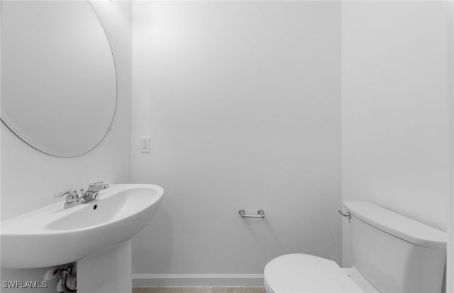 1587 Lake Jessup CIR, Cape Coral, FL 33909