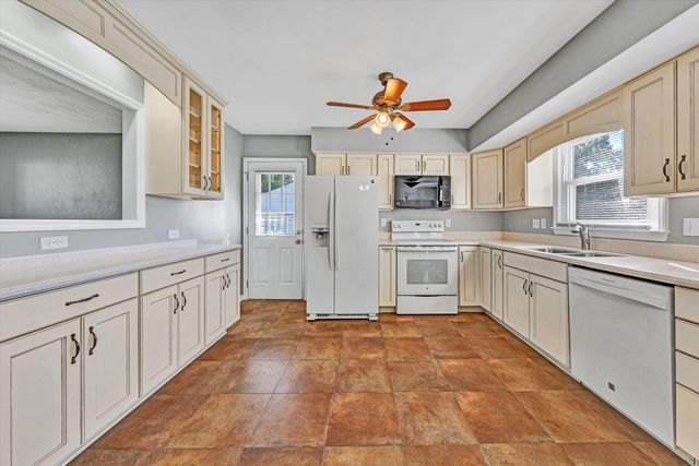 4872 Lantern ST, Roanoke, VA 24019