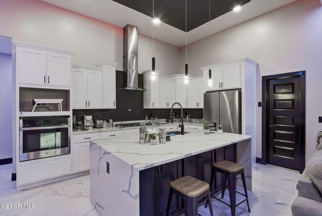 15070 Las Flores Drive, El Paso, TX 79938