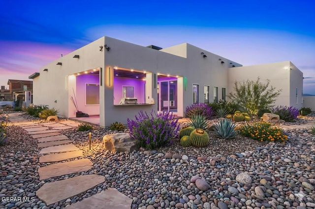 15070 Las Flores Drive, El Paso, TX 79938