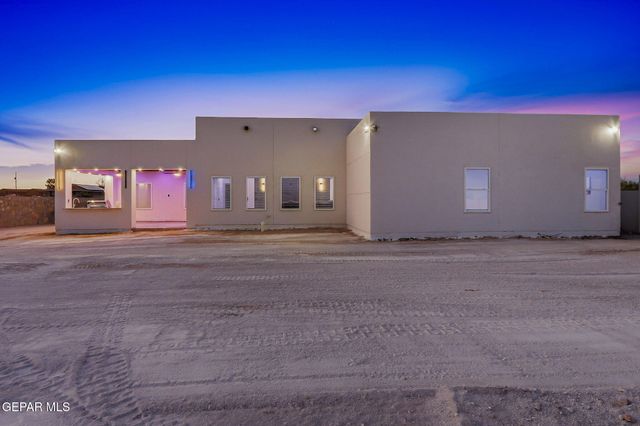 15070 Las Flores Drive, El Paso, TX 79938