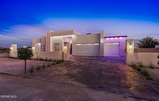 15070 Las Flores Drive, El Paso, TX 79938
