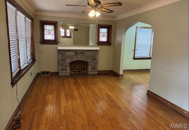 8635 Partridge Avenue, St Louis, MO 63147